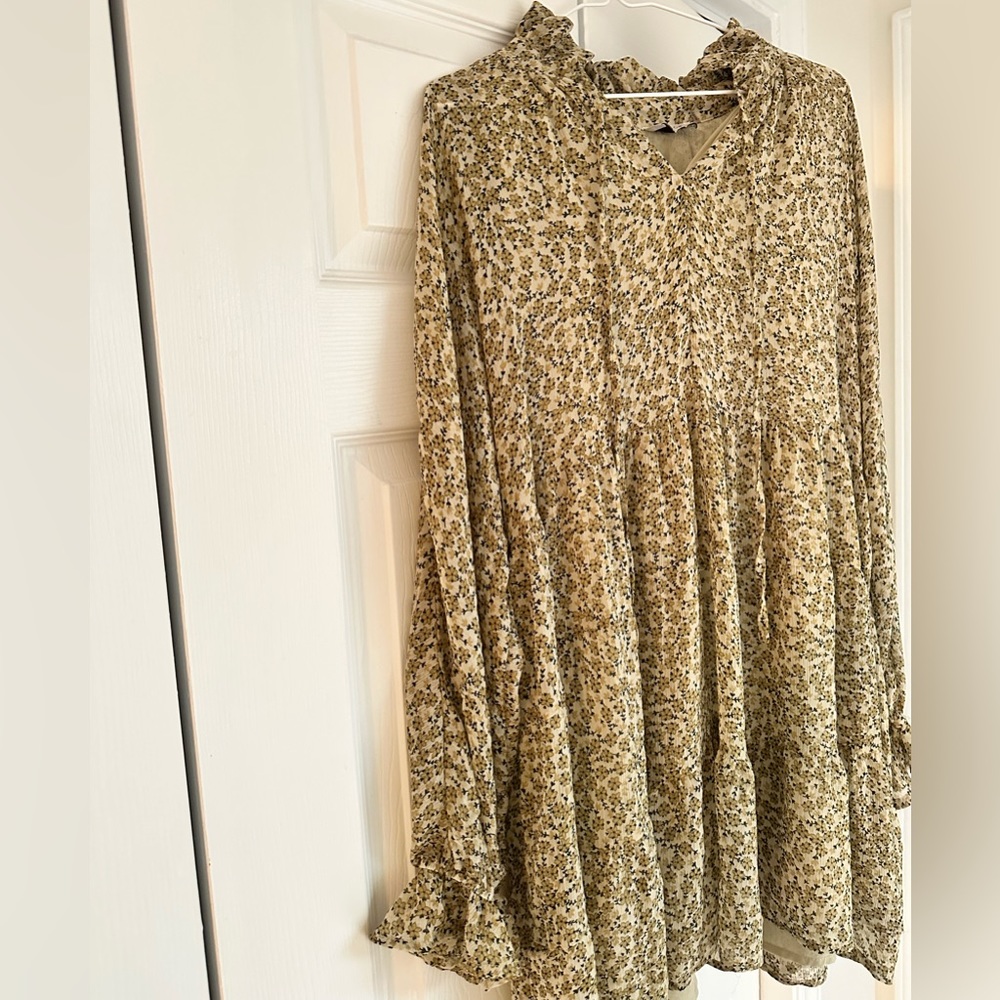Dress Forum Green printed short dress, flowy, size small
